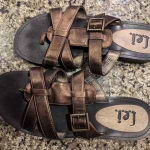 LEI Bronze Sandals Size 8.5